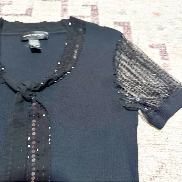 Cable & Gauge Black Top Shirt Blouse Size S Small Short Sleeve - Picture 8 of 10